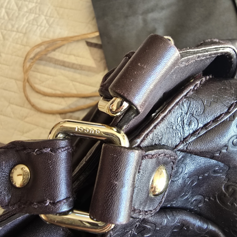 GUCCI Handbag - Picture 9 of 11